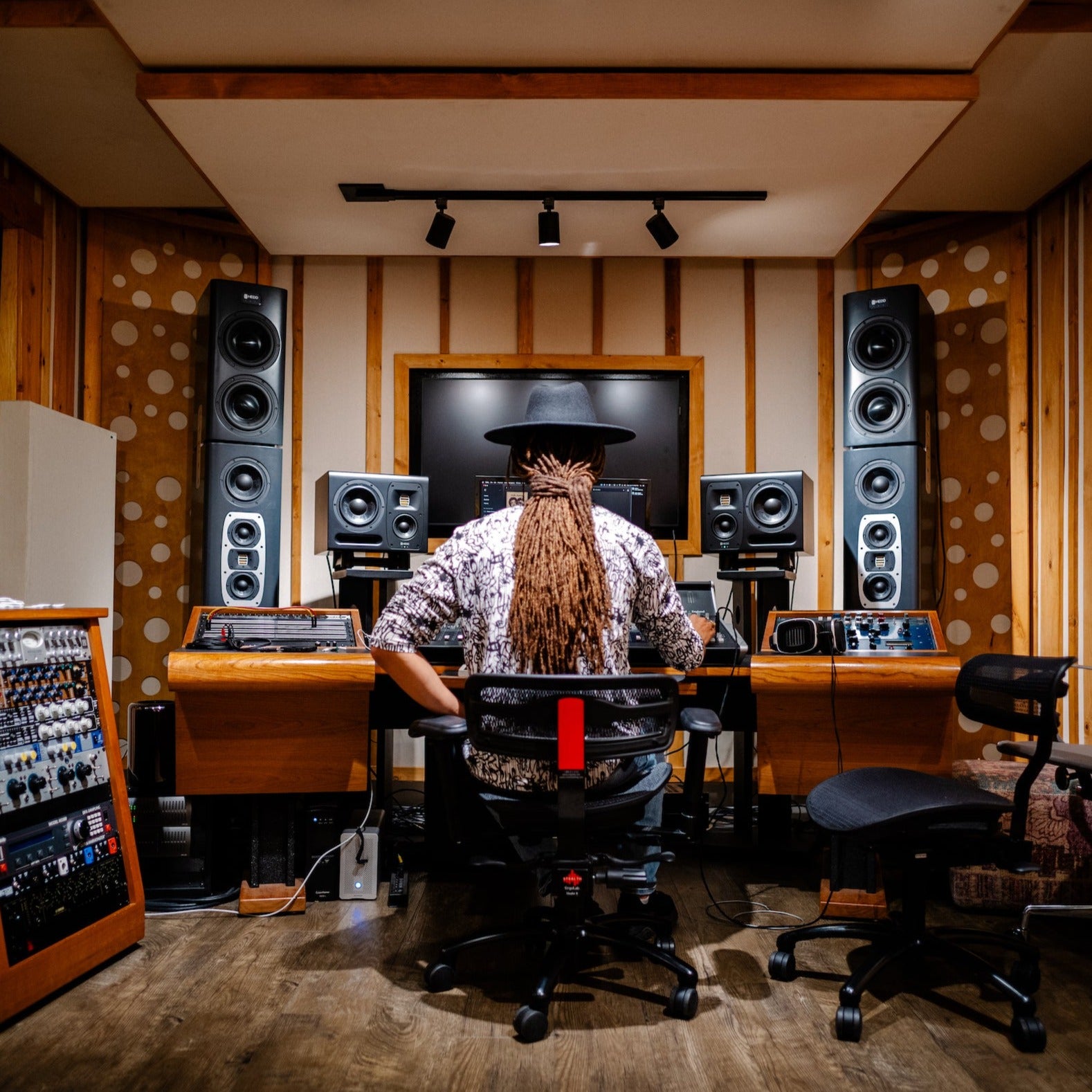 hedd-audio-tower-mains-standlautsprecher-high-end-main-monitor image 4